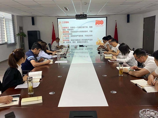 霍邱项目党支部开展“讲党课促开展”活动