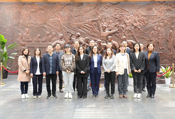 本部第一、、、二党支部联合开展主题党日活动